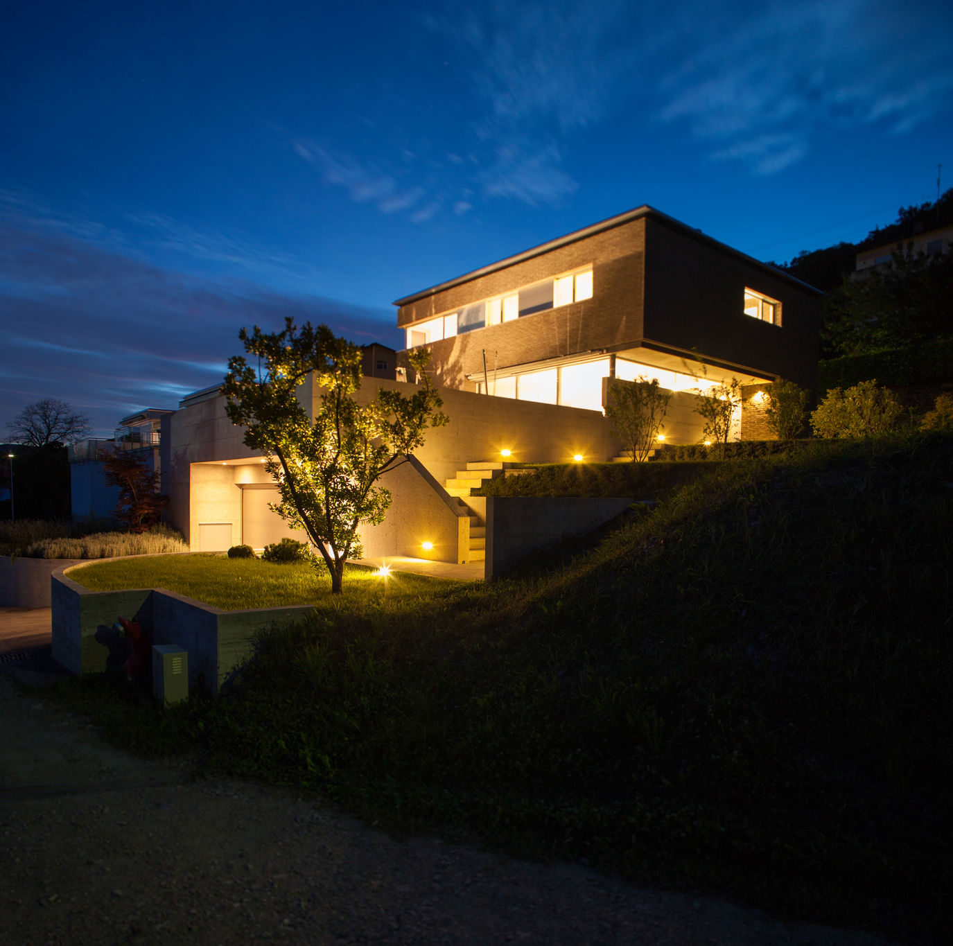 landscape spot lighting