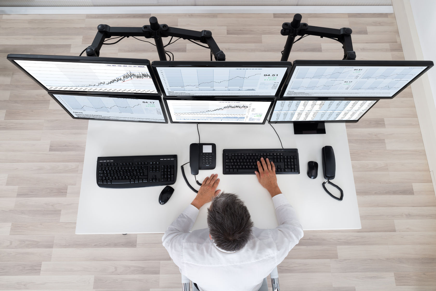 multiple pc monitors