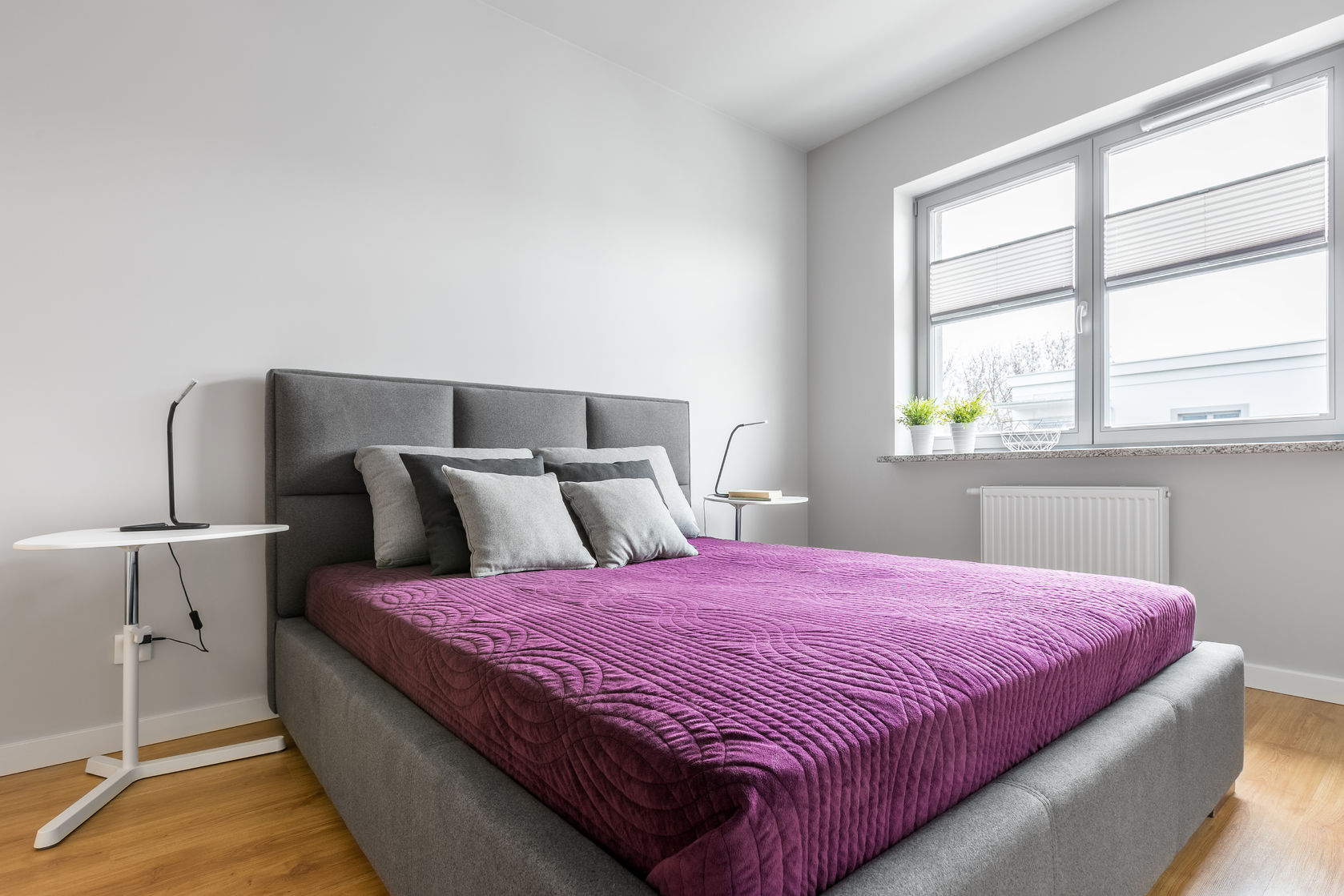 bed table