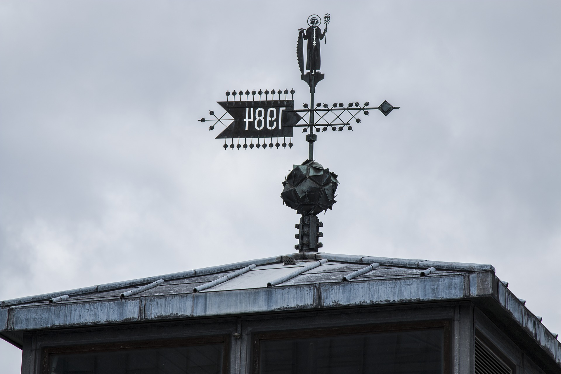 rooftop weathervane
