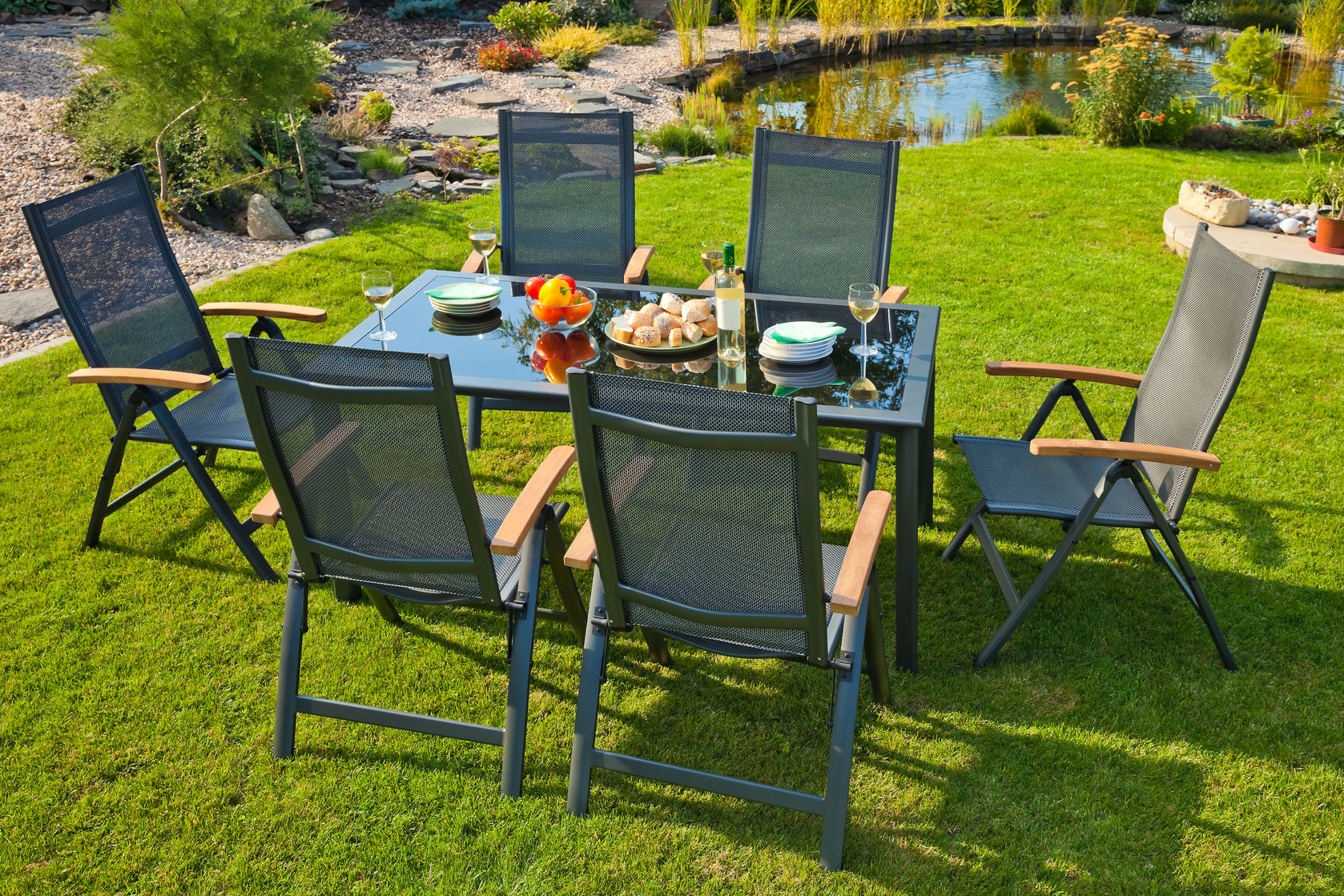 garden dining set