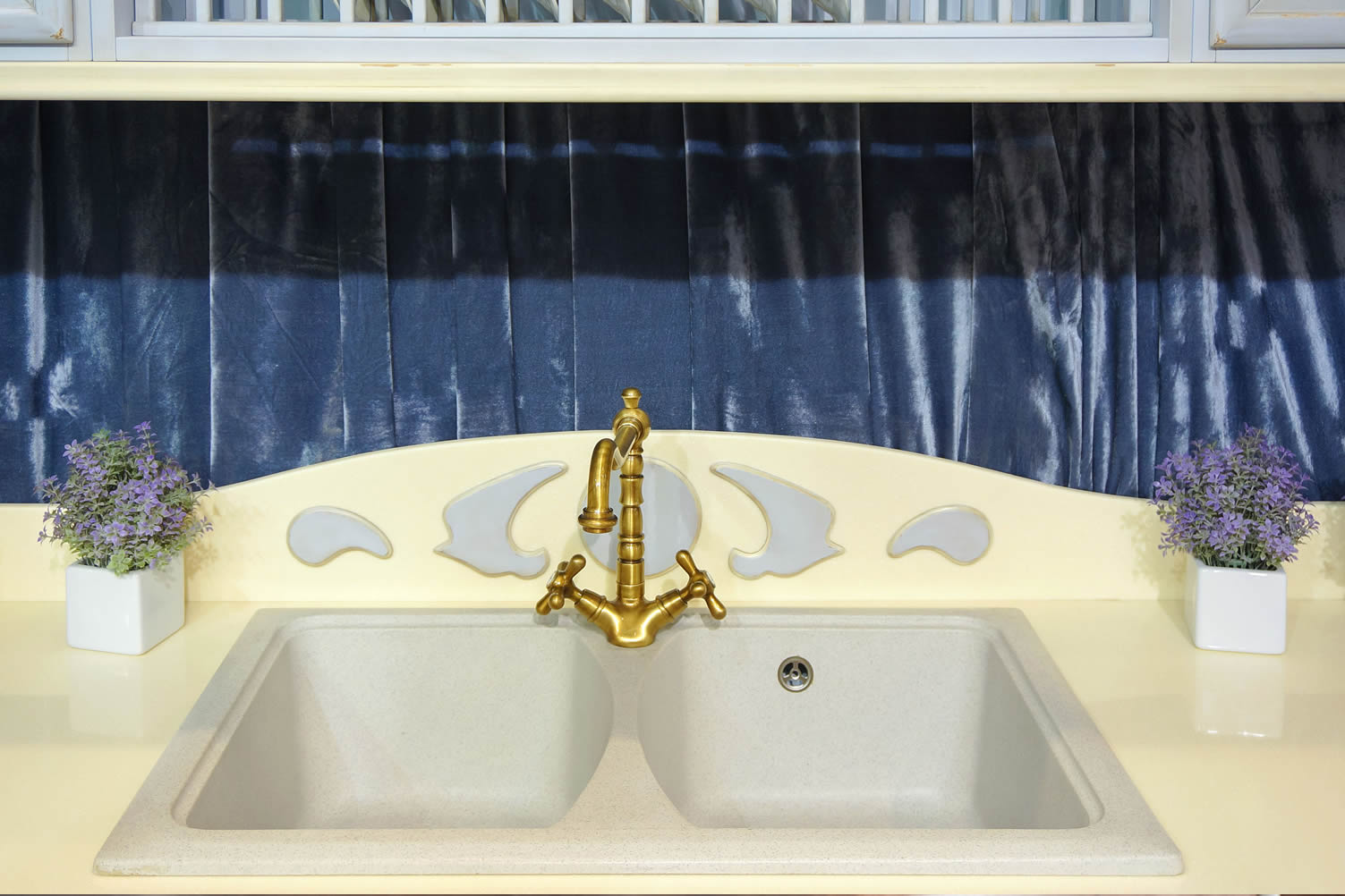 vintage kitchen faucet