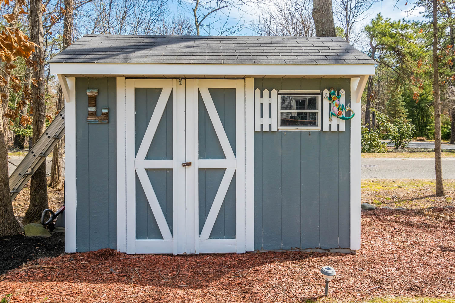 small garden shed