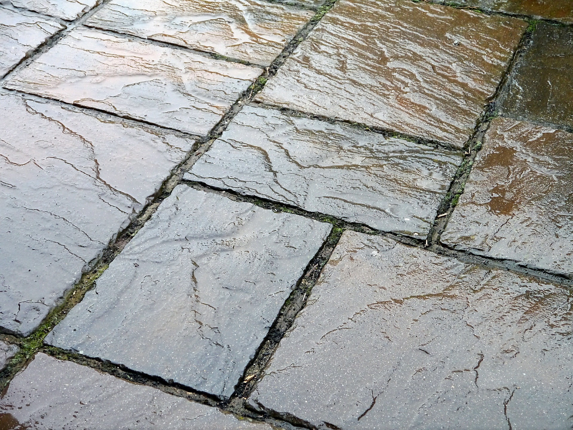 stone home flooring contractor