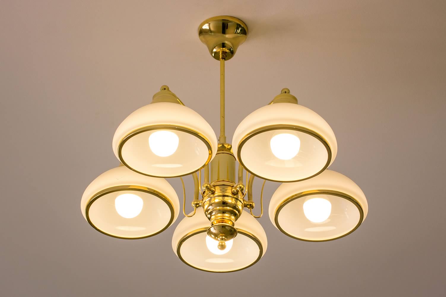 contemporary styled pendant light