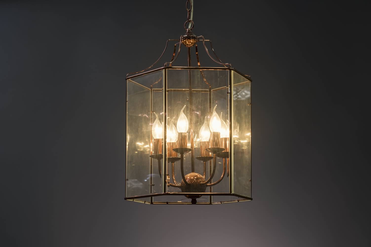 contemporary styled pendant light
