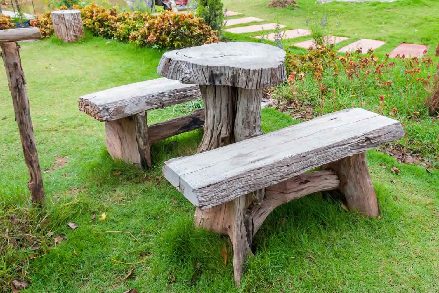 picnic table