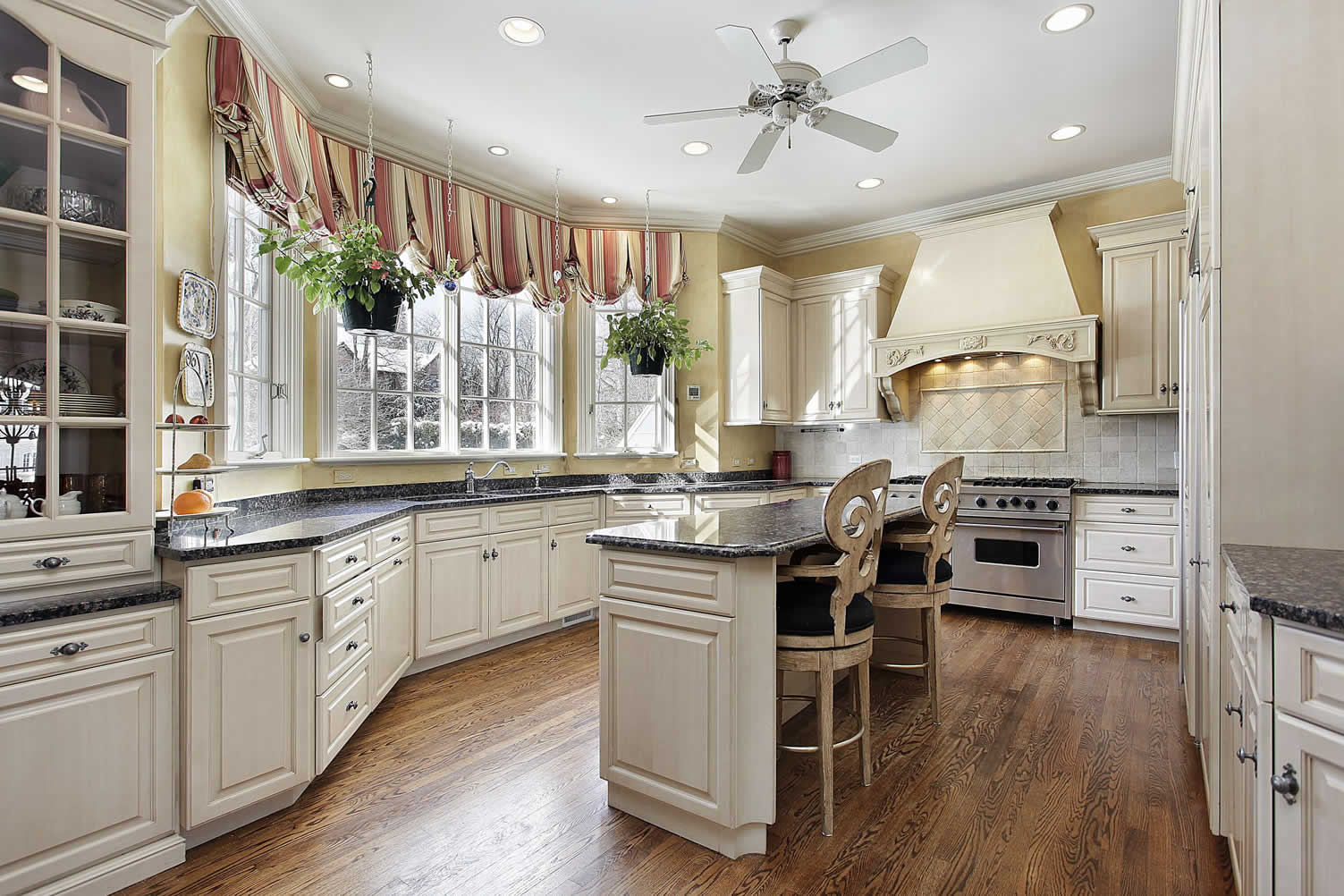 kitchen wood flooring