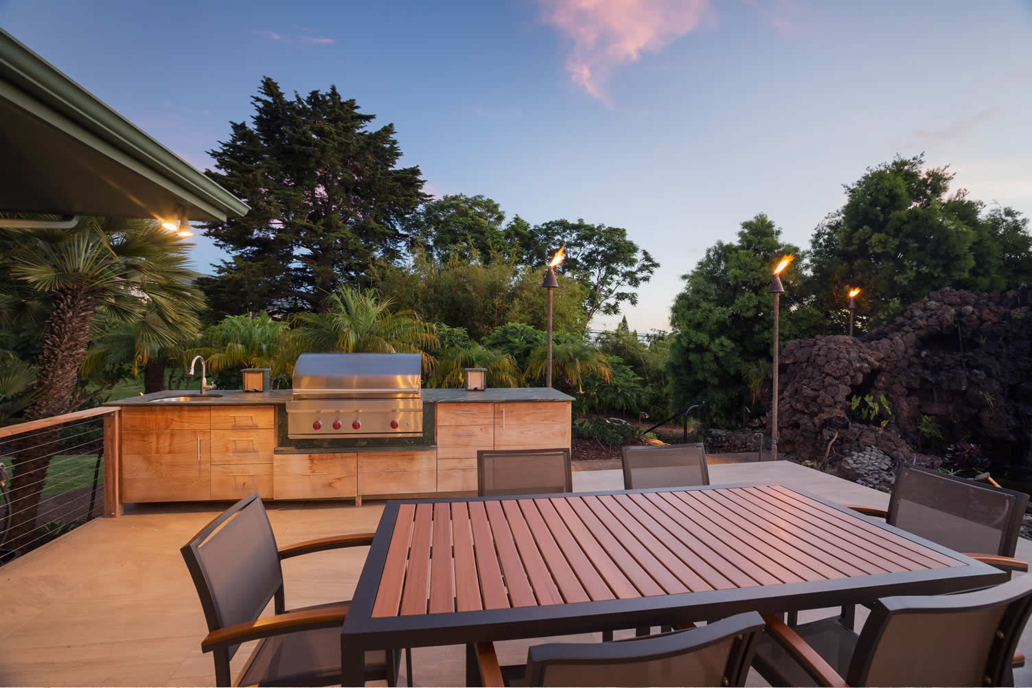 deck dining set