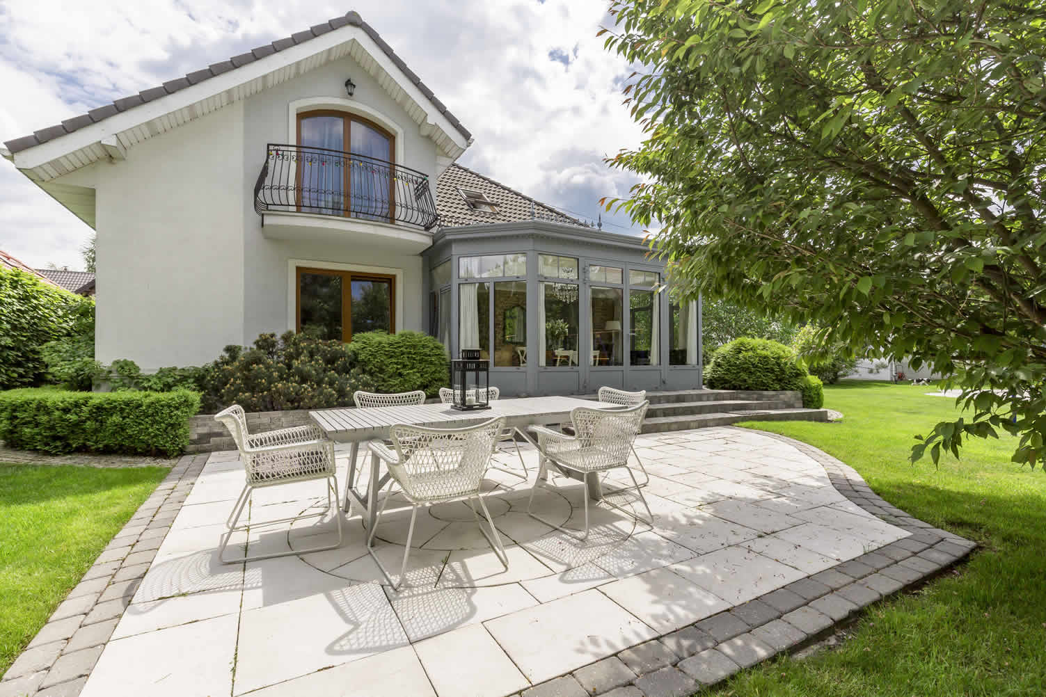 patio stone flooring