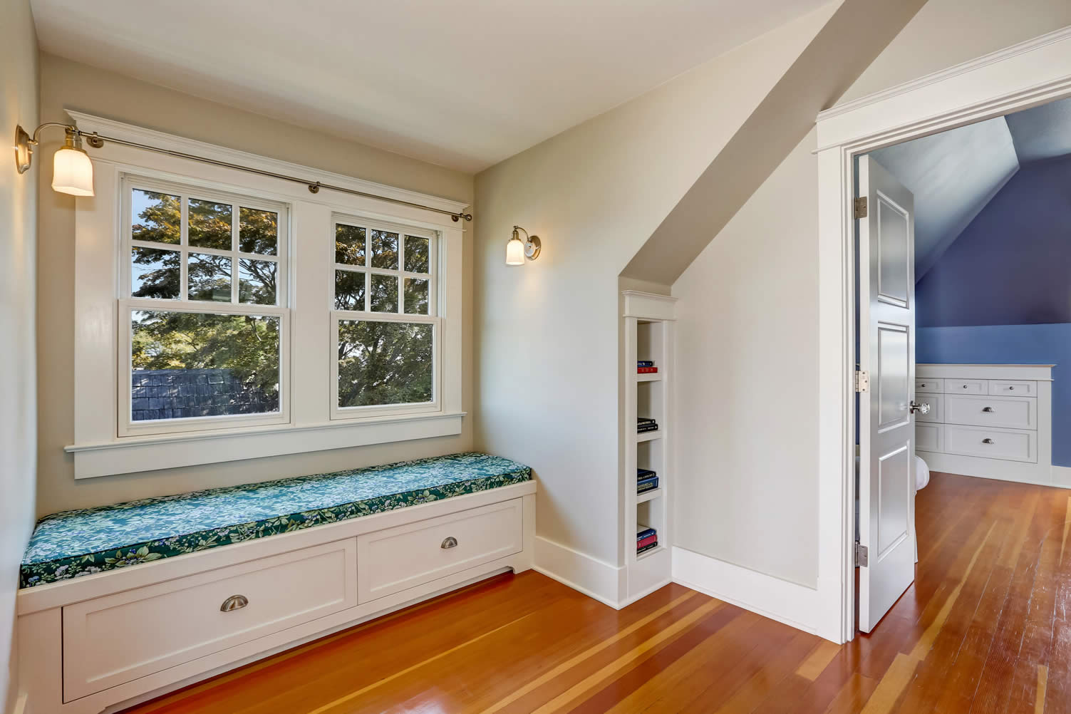 window seat