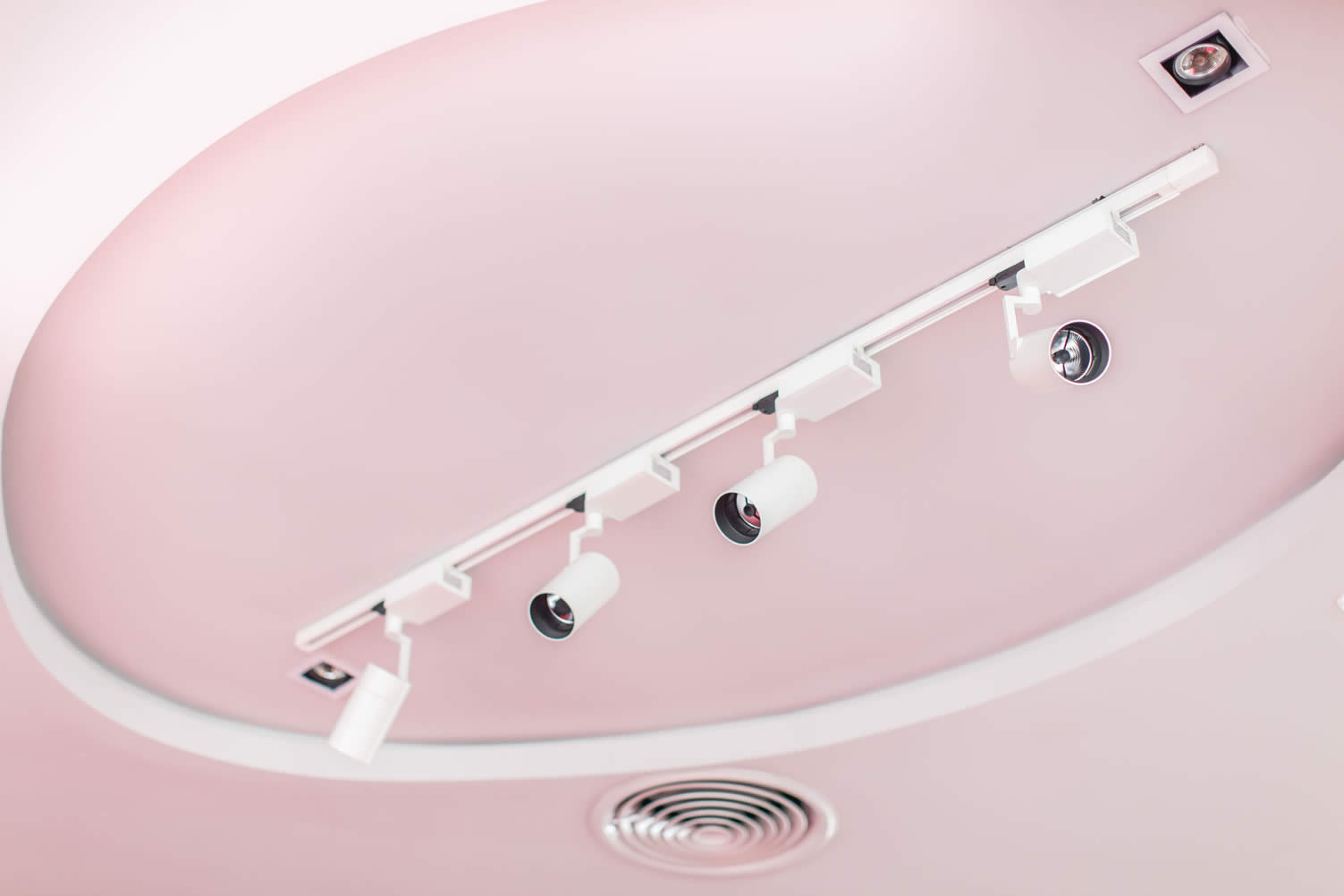 ceiling lighting